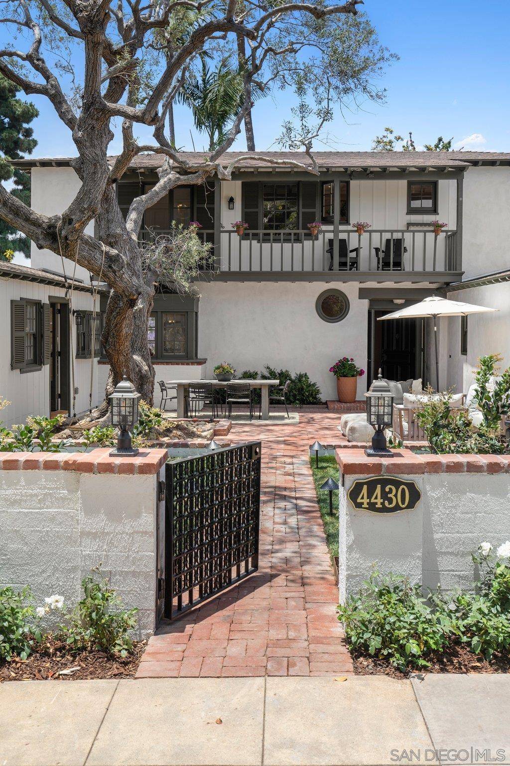 San Diego, CA 92103,4430 Arista St