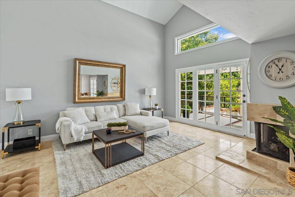 Lake Forest, CA 92630,22682 S Canada Ct
