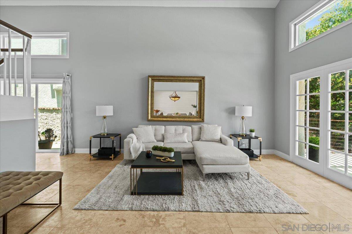 Lake Forest, CA 92630,22682 S Canada Ct