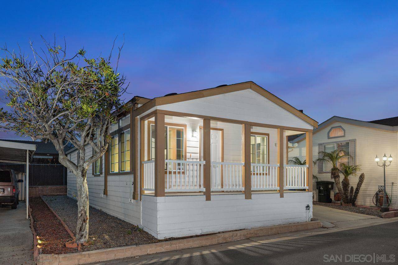Chula Vista, CA 91911,121 Orange Ave #SPC 32