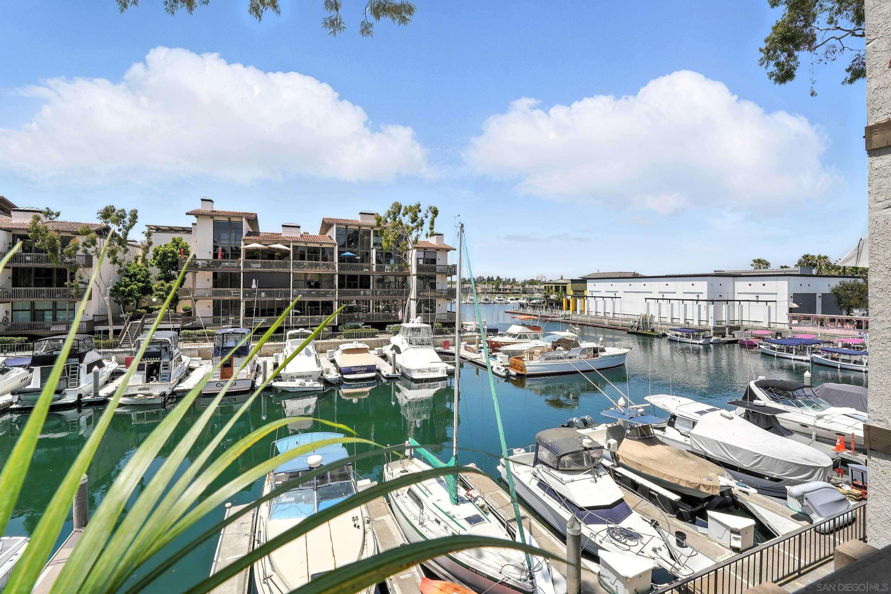 Long Beach, CA 90803,6229 MARINA PACIFICA DR. N.