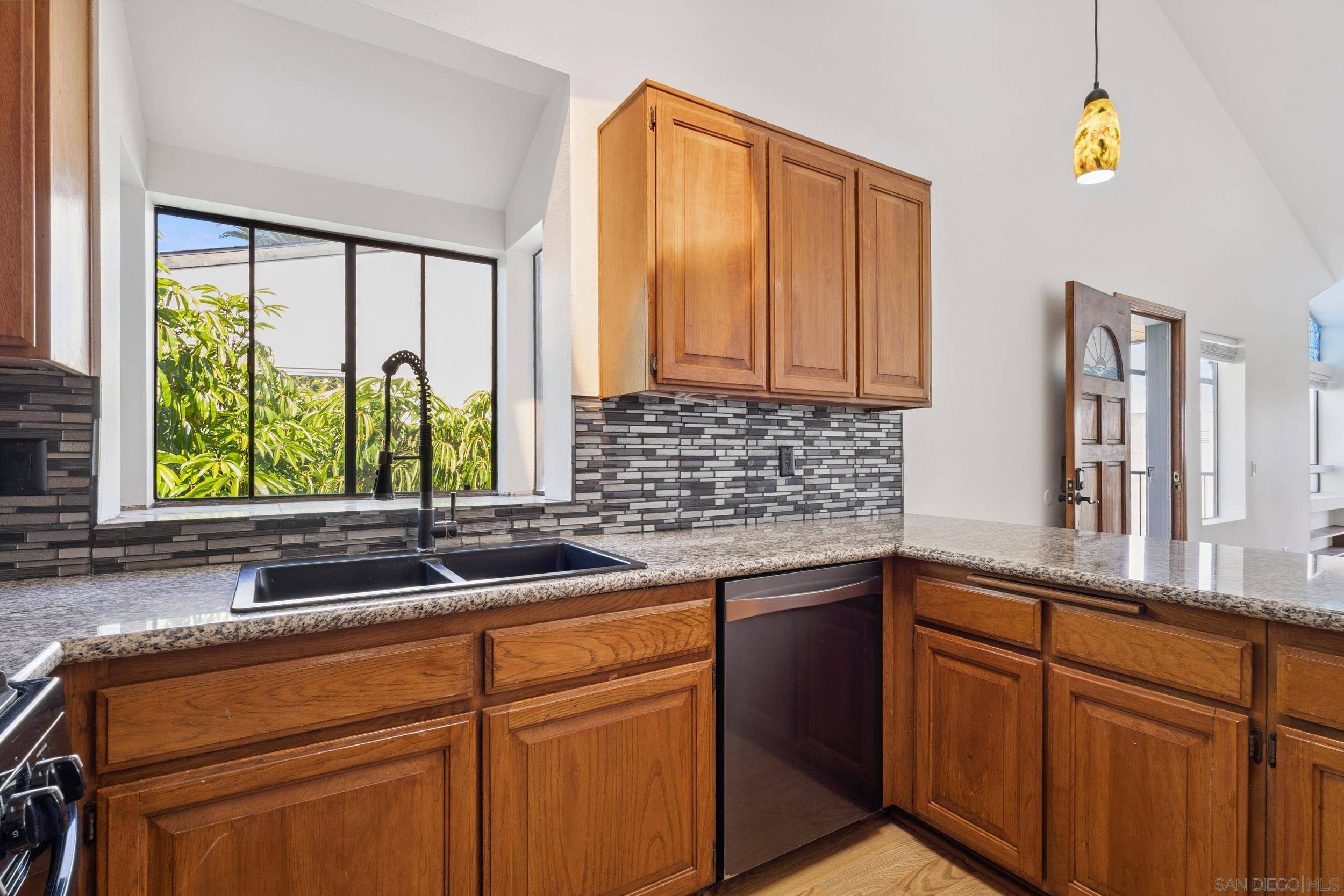 Carlsbad, CA 92008,811 Kalpati Cr #B