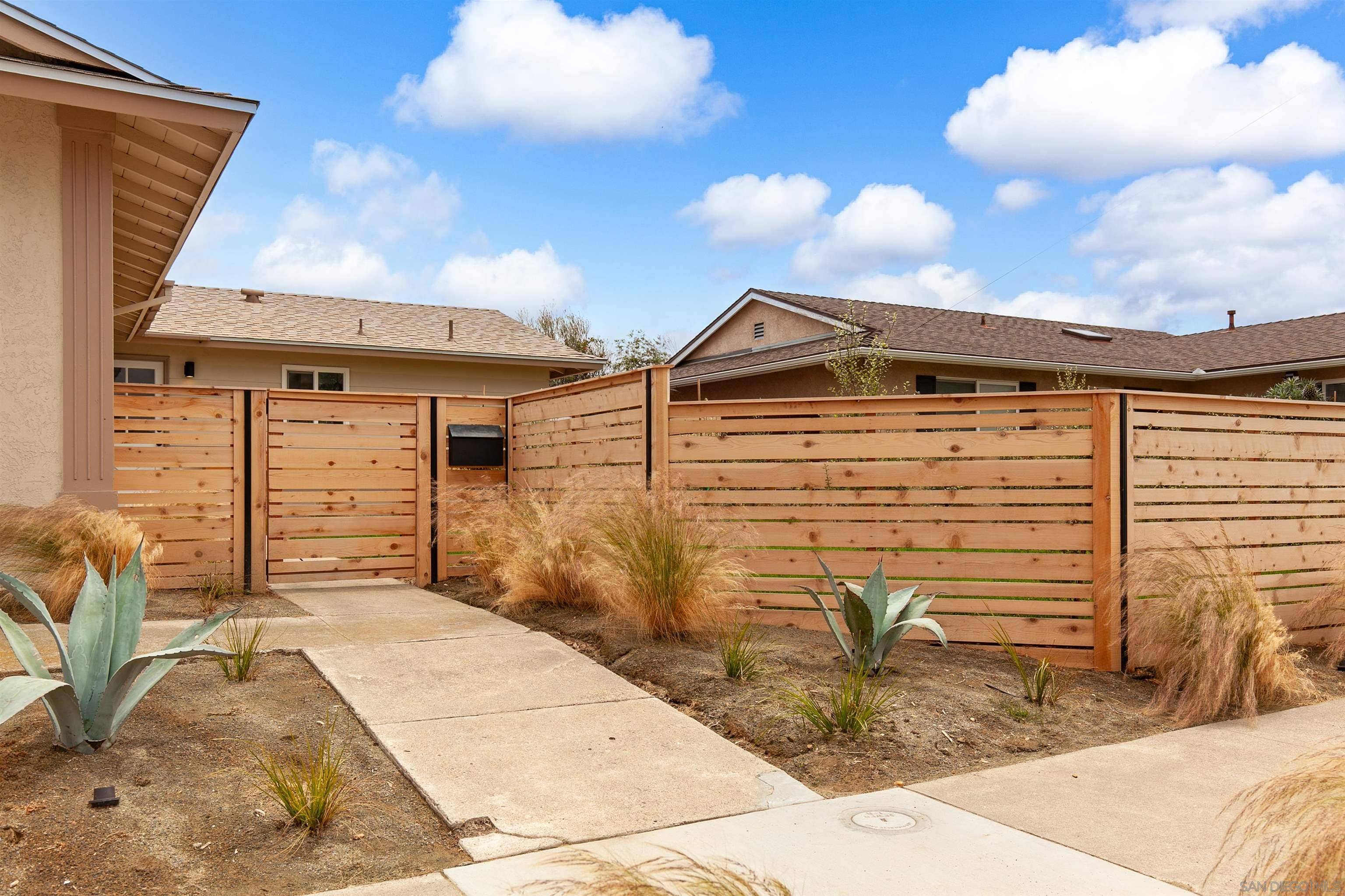 San Diego, CA 92117,5319 Northridge Ave