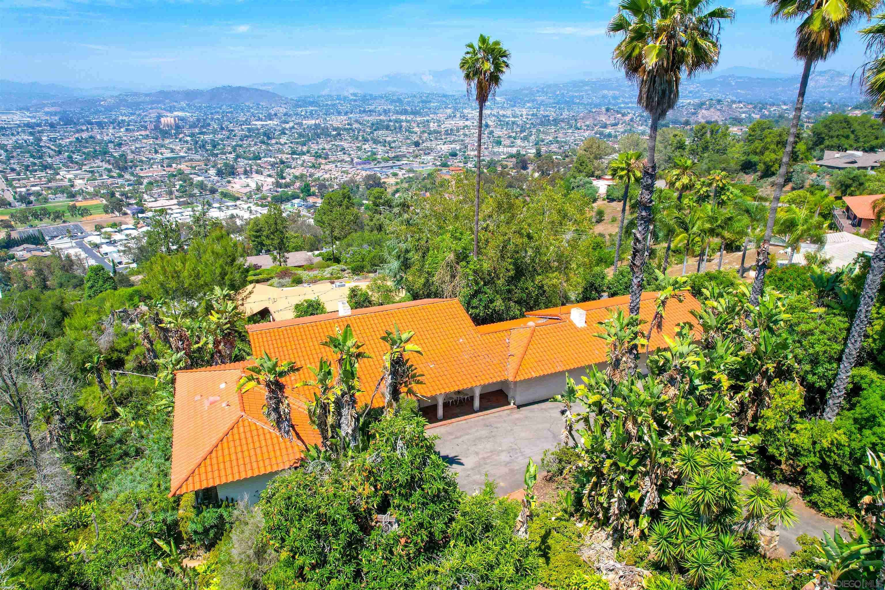 La Mesa, CA 91941,10660 Snyder Rd