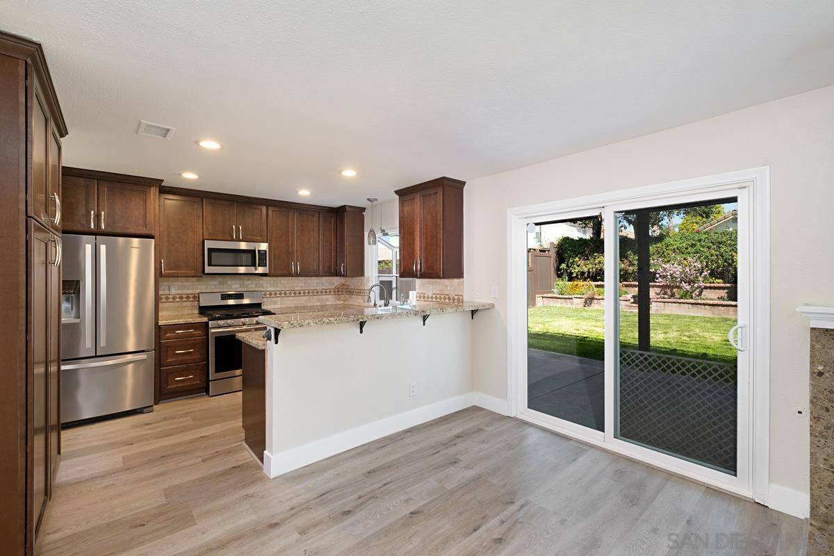 Temecula, CA 92591,29756 Via La Vida