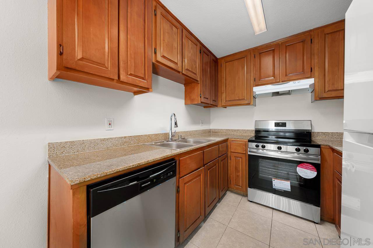 Spring Valley, CA 91977,3557 KENORA DR #33