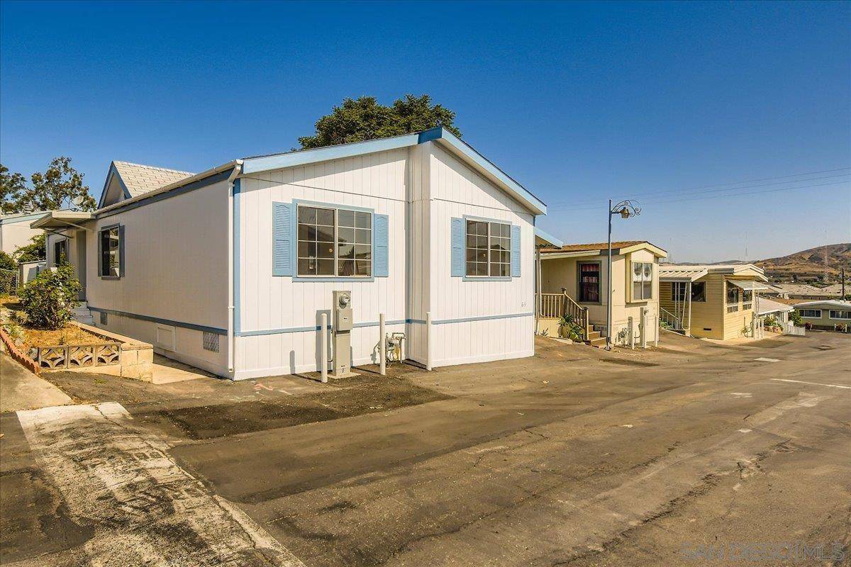 Santee, CA 92071,7908 Rancho Fanita Dr #63