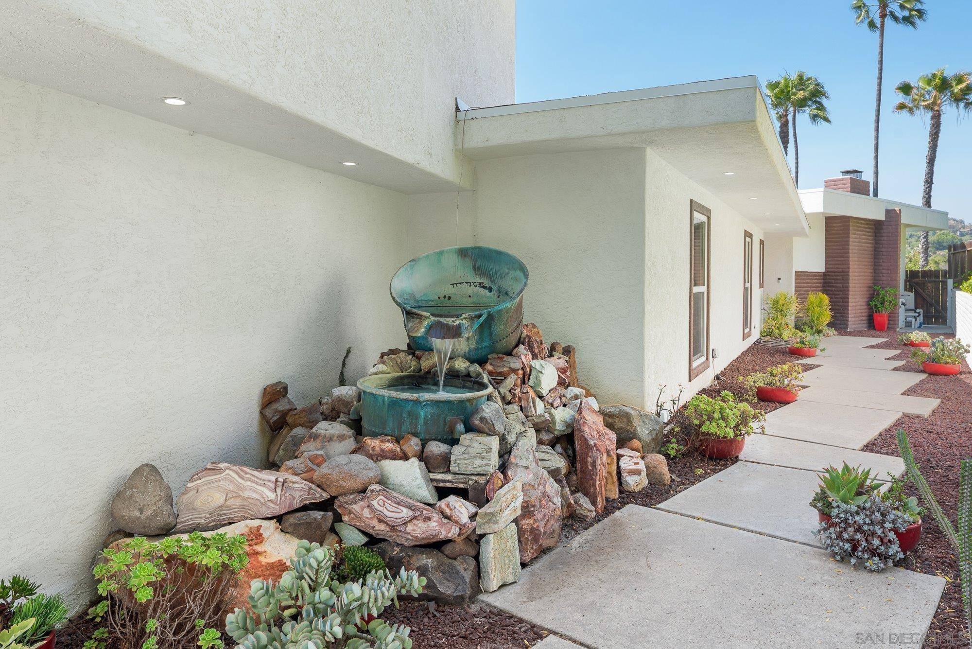 La Mesa, CA 91941,9470 La Cuesta Dr