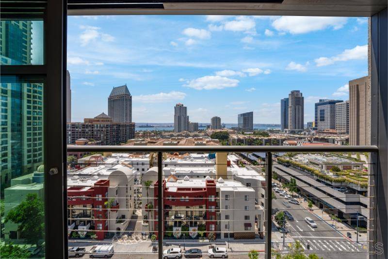 San Diego, CA 92101,645 Front St #1206