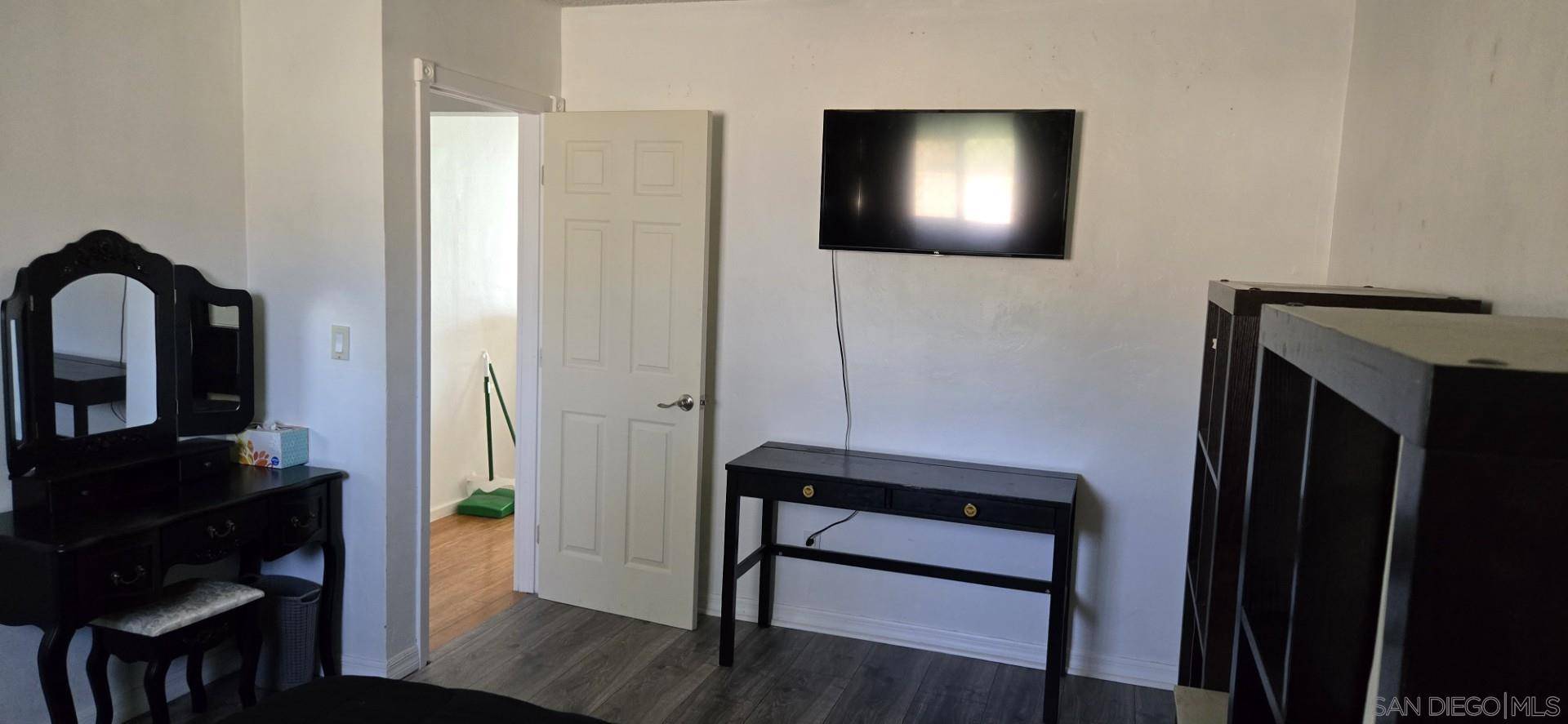Poway, CA 92064,13654 Somerset Rd