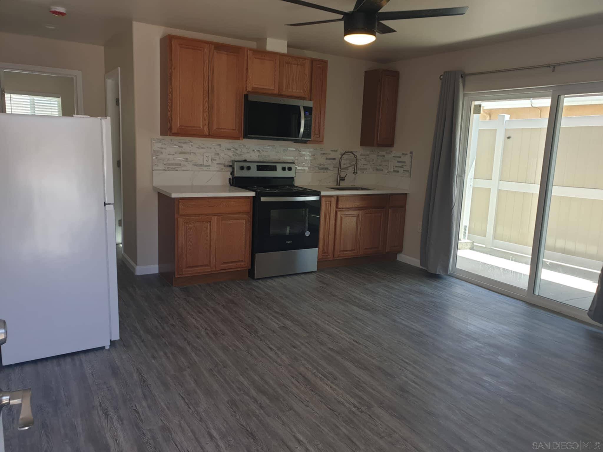 Spring Valley, CA 91977,2671 Silver Oaks Dr. #C