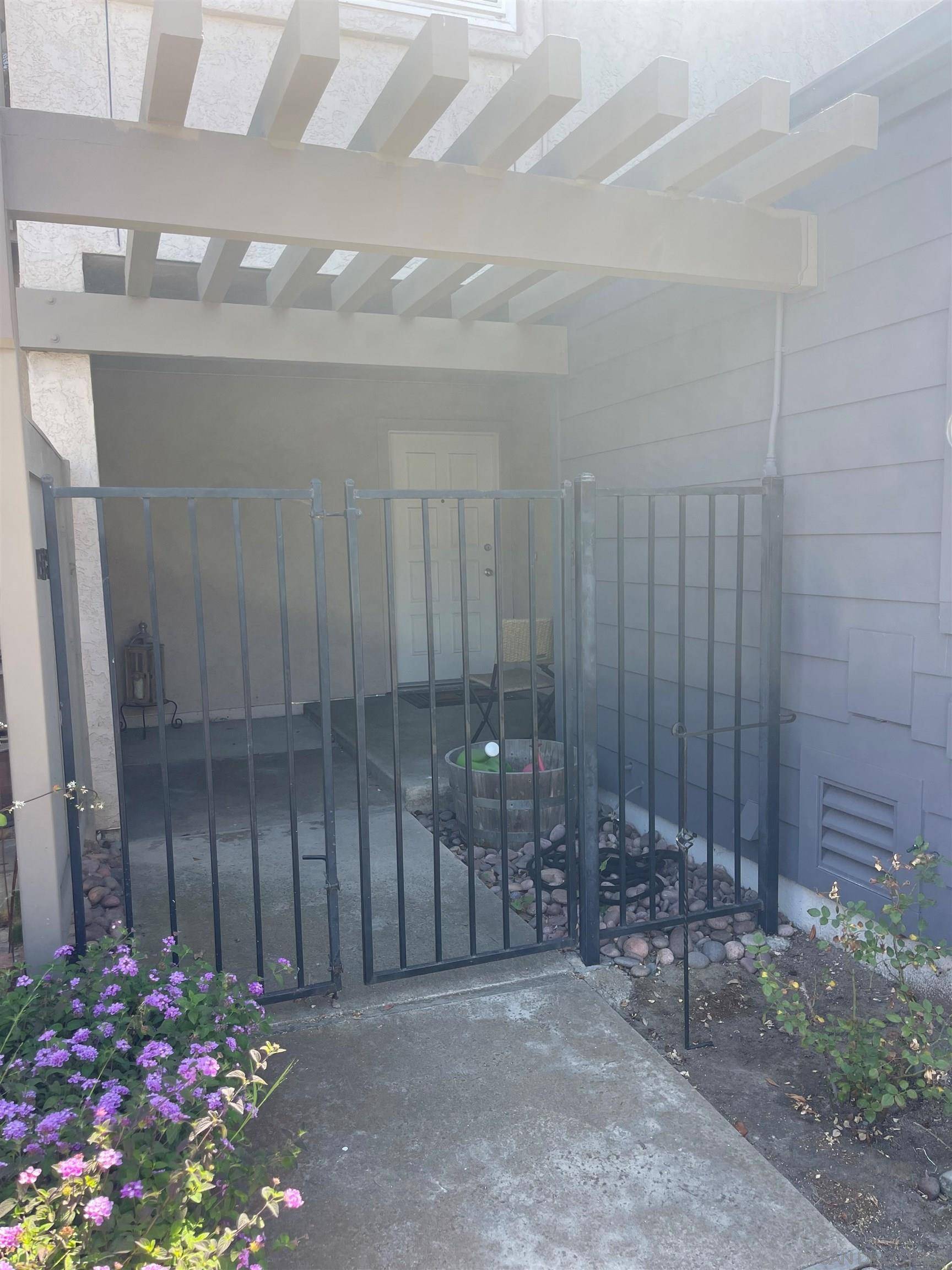 San Diego, CA 92107,2344 Caminito Eximio