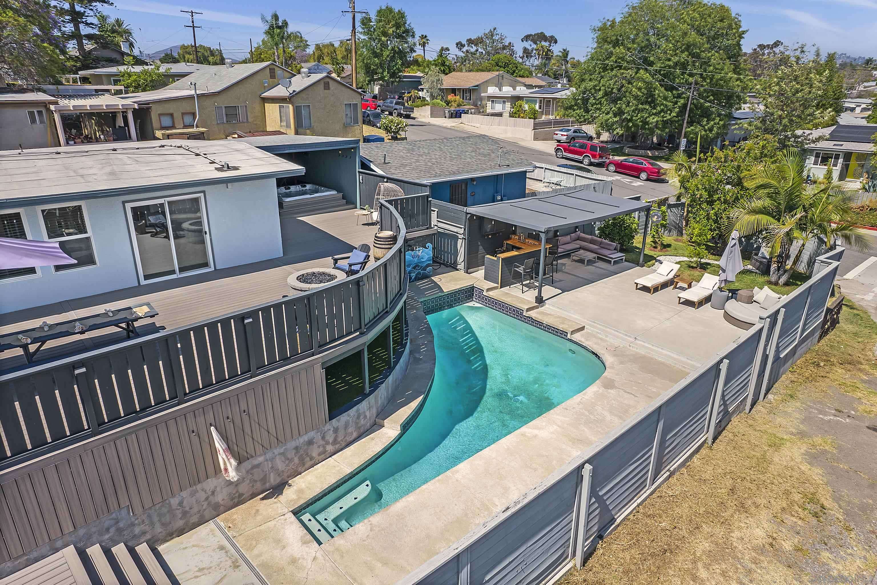 La Mesa, CA 91942,6784 Alamo Way