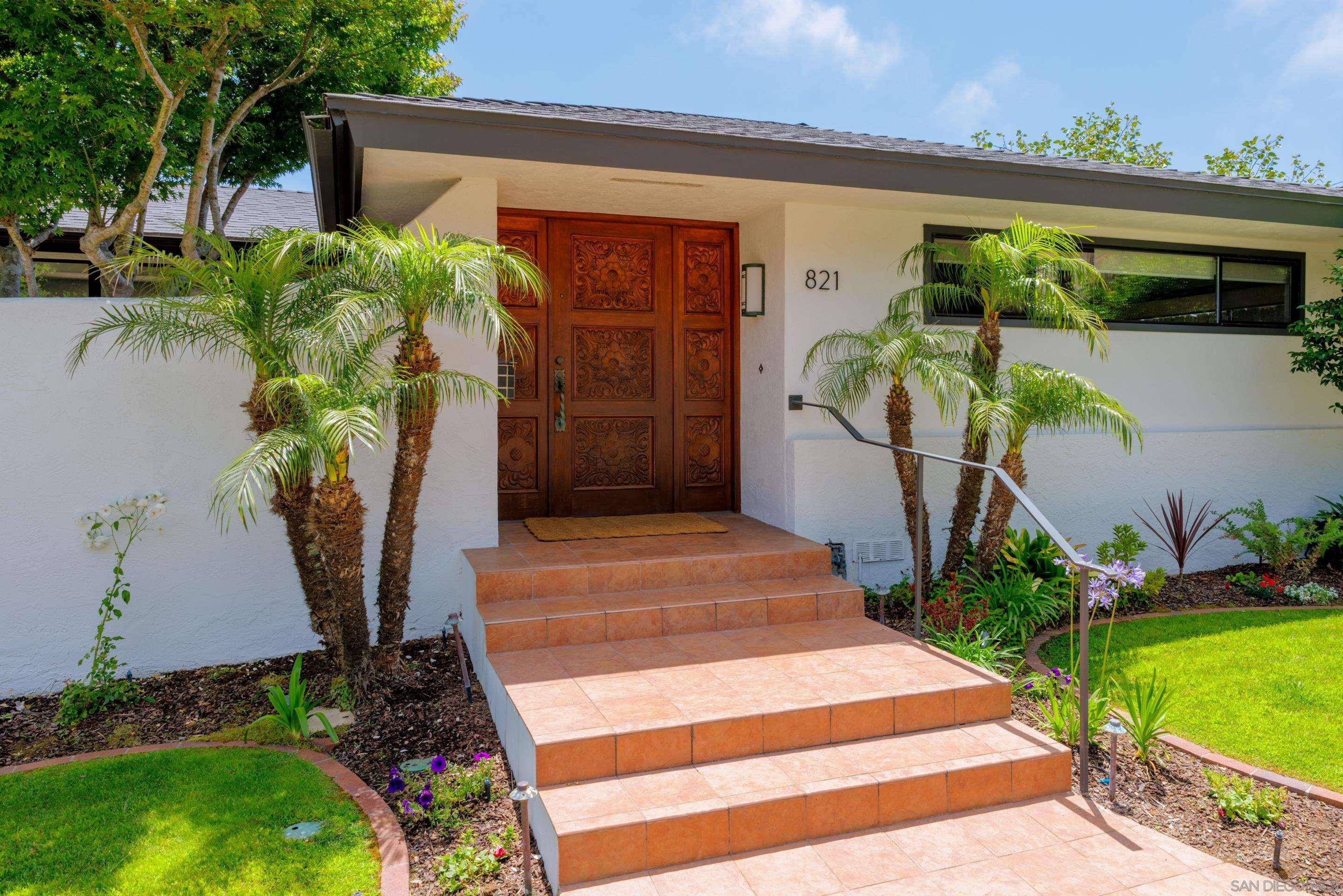 San Diego, CA 92106,821 Moana Dr