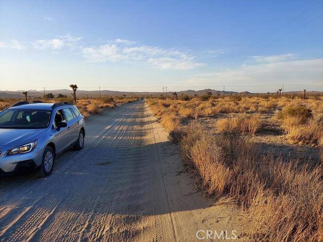 El Mirage, CA 92301,19101 Karst