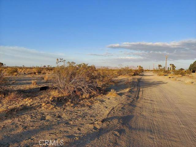 El Mirage, CA 92301,19101 Karst