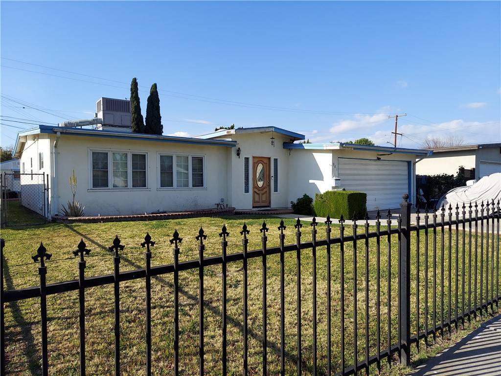 La Puente, CA 91746,961 Van Wig Avenue