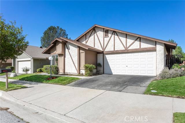 Sylmar, CA 91342,13945 Fenton Avenue