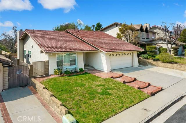 Sylmar, CA 91342,16026 Circle Diamond Road