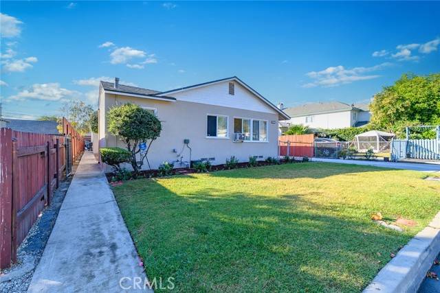 Monrovia, CA 91016,754 W Olive Avenue