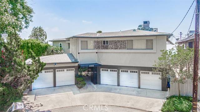 La Canada Flintridge, CA 91011,2102 La Canada Crest Drive #B