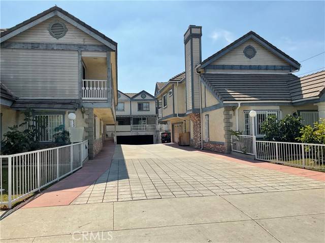 Monterey Park, CA 91754,127 S Moore Avenue