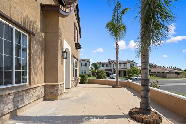 Eastvale, CA 92880,13366 Kiger Mustang Circle