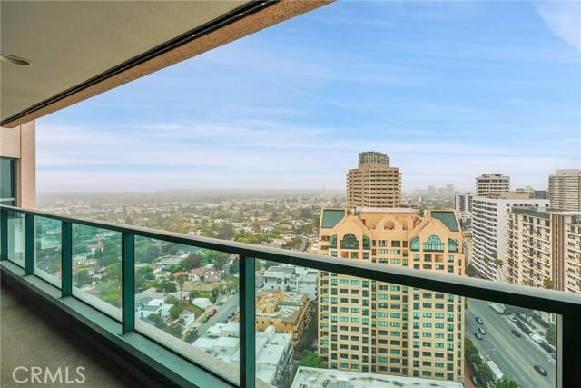 Los Angeles, CA 90024,10490 Wilshire Boulevard #1802