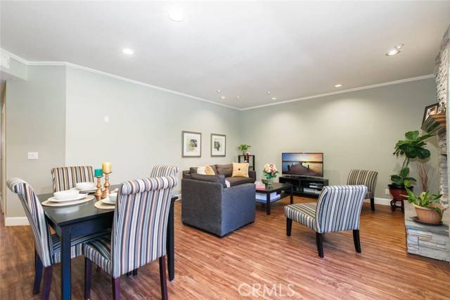 Encino, CA 91316,5200 White Oak Avenue #32