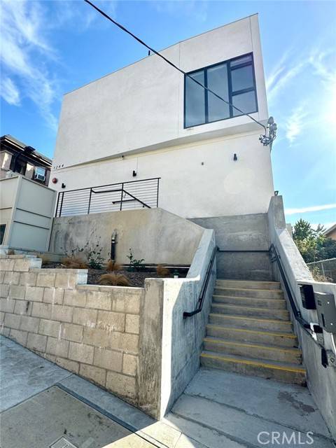 Los Angeles, CA 90026,1244 Innes Avenue #D