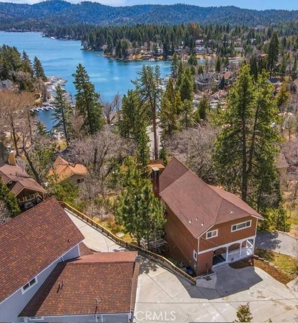 Lake Arrowhead, CA 92352,27571 North Bay Road