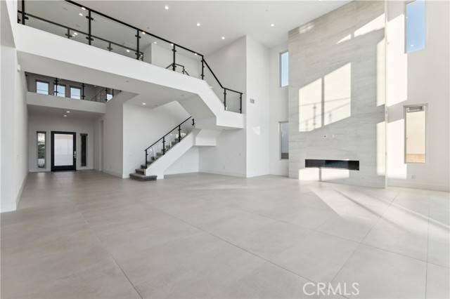 Porter Ranch, CA 91326,11743 N Greenwood Drive