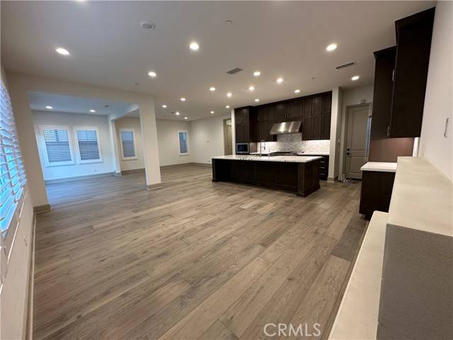 Irvine, CA 92602,63 Rockinghorse
