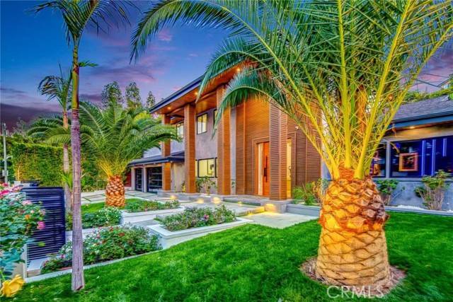 Encino, CA 91316,17210 Quesan Place