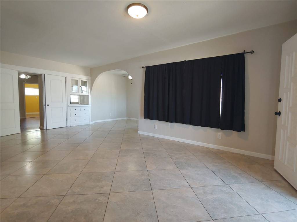 Brea, CA 92821,131 S Flower Avenue