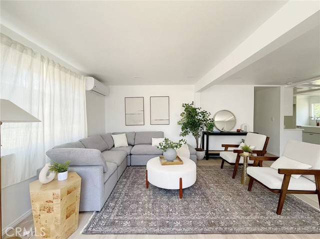 Duarte, CA 91010,2192 Goodall Avenue