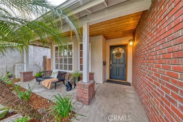 Monrovia, CA 91016,327 N Ivy Avenue