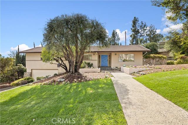 Sierra Madre, CA 91024,1935 Oakwood Avenue