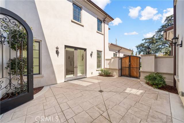 Arcadia, CA 91006,1327 S 2nd Avenue