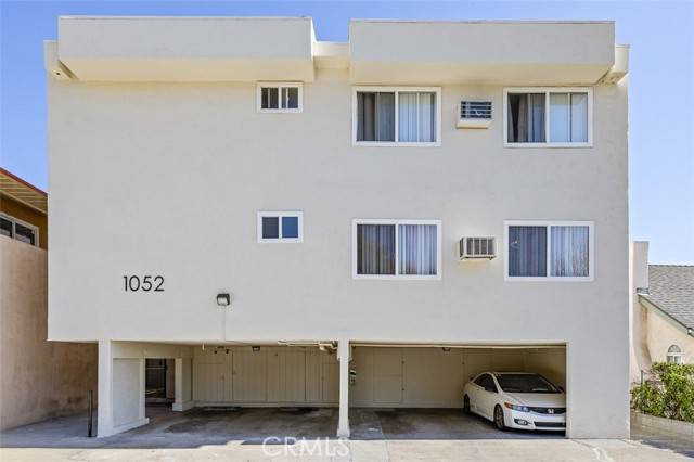 Glendale, CA 91201,1052 Elm Avenue