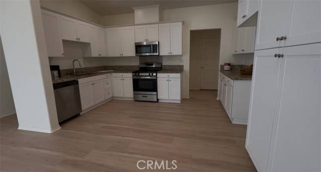 Jurupa Valley, CA 92509,6483 Canyonlands Drive