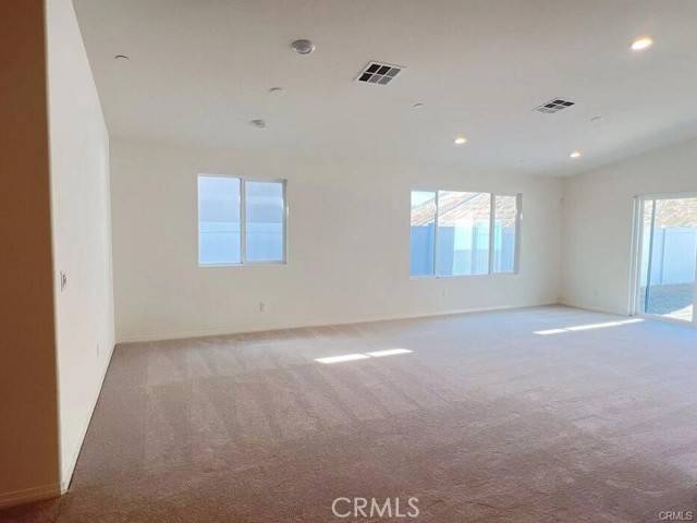 Jurupa Valley, CA 92509,6483 Canyonlands Drive