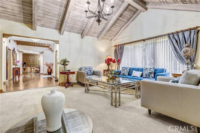 Westlake Village, CA 91362,4032 Cresthaven Drive