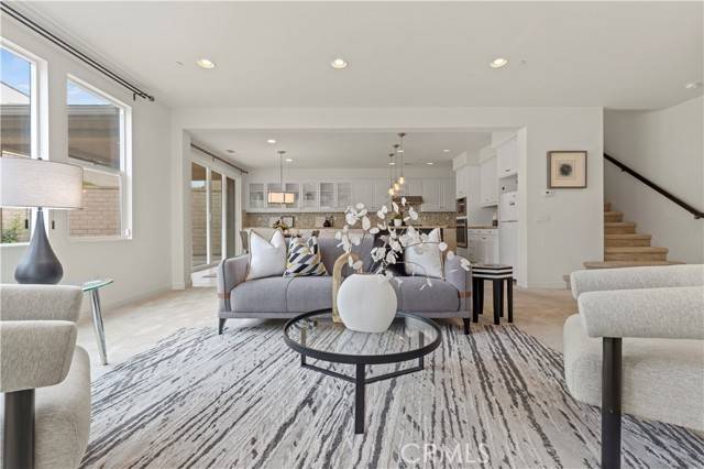 Azusa, CA 91702,621 E Mandevilla