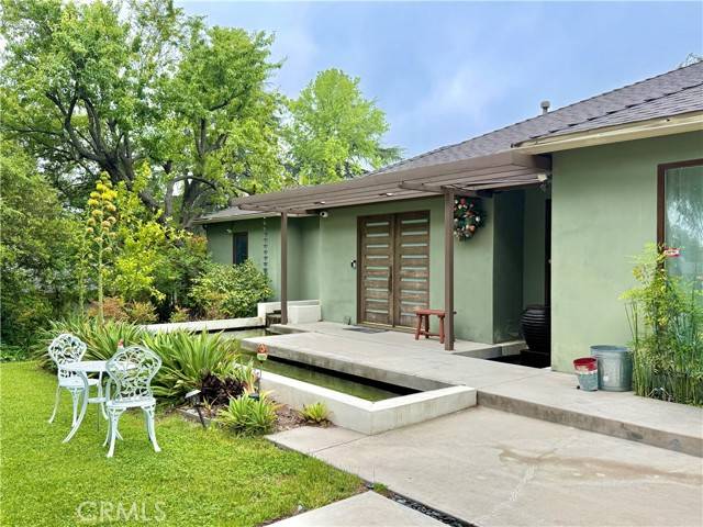 La Canada Flintridge, CA 91011,4613 Hillard Avenue