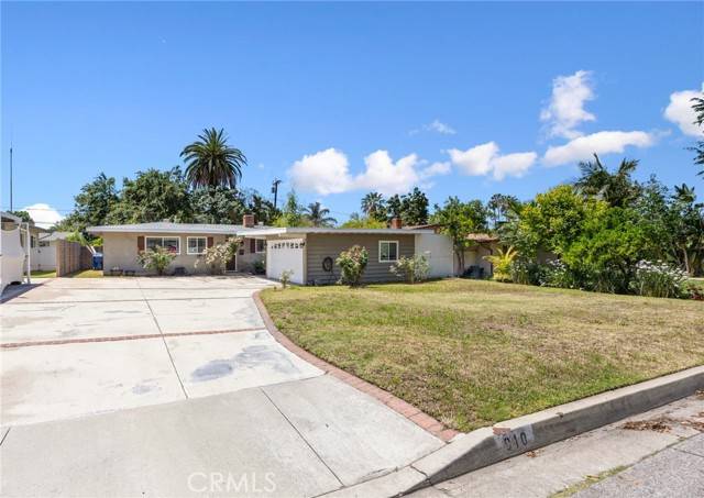 Glendora, CA 91740,810 W Route 66
