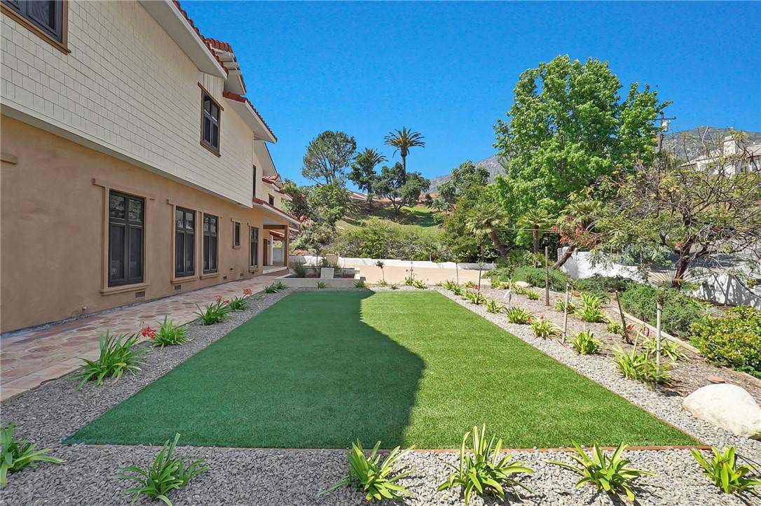 Bradbury, CA 91008,255 El Cielo Lane