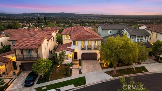 Irvine, CA 92618,89 Parson Brown