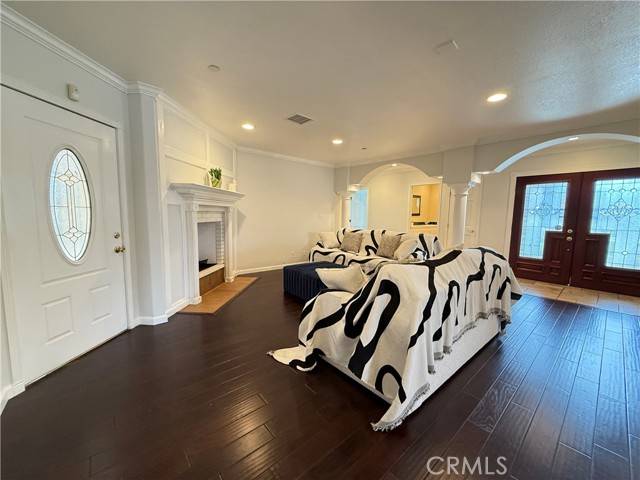 Arcadia, CA 91006,603 E Longden Avenue