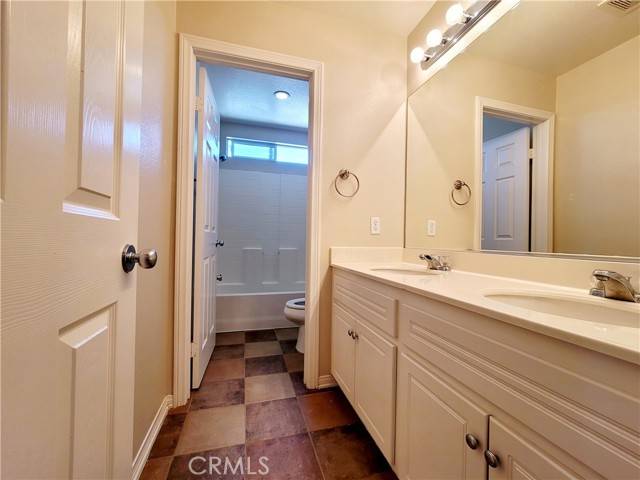 Corona, CA 92883,11223 Evergreen loop